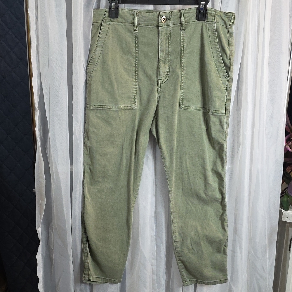 #168 Pistola Mara Green Cropped Utility Pants Patch Pocket Cargo